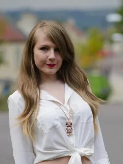 Laura teen tube 🌈 Me - Photo #26
