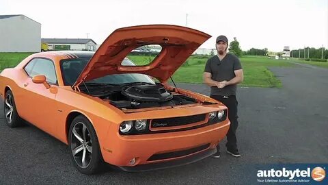 What is the Shaker Hood Scoop on the Dodge Challenger Muscle