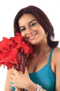 Pooja Gandhi Photos, Pictures, Wallpapers