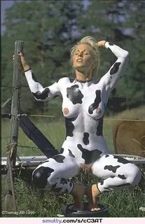 #nude #cow #ourdoor smutty.com