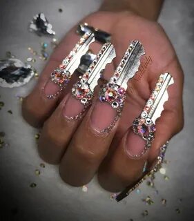 She will never be locked out in 2019 Swag nails, Glow nails,