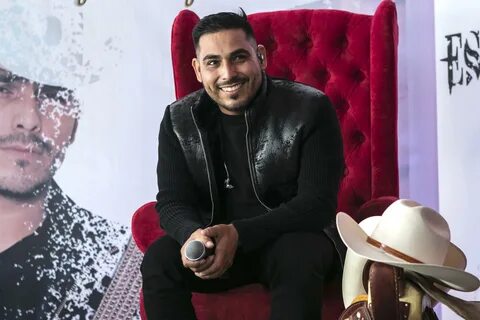 Espinoza Paz Sin Ropa.