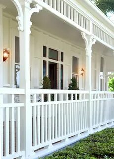 18 Creative Deck Railing Ideas to Update Your Outdoor Space 