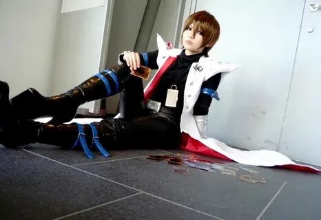 Yu-Gi-Oh Cosplay Seto Kaiba Best cosplay, Epic cosplay, Cosp