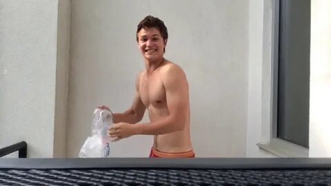 The Stars Come Out To Play: Ansel Elgort - New Shirtless Pic