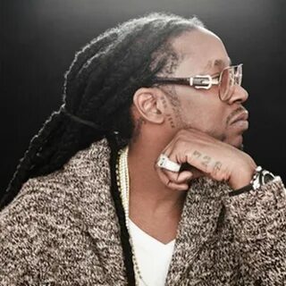 25 Celebrities Who Rocked Dreadlocks (With images) 2 chainz,