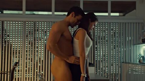 ausCAPS: Dylan Bruce nude in Orphan Black 1-01 "Natural Sele