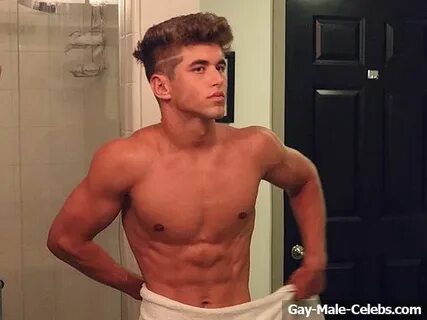 OMG, hes naked: Instagram model and star Nate Garner