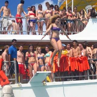 Catamaran Cancun - Cancun Dancer Catamaran Cruise