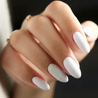 Lovely Designs for Almond Nails You Won't Resist Bridesmaids