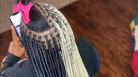 HALF BLONDE HALF BLACK KNOTLESS BRAIDS SMALL KNOTLESS BRAIDS