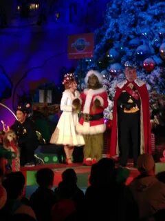 Grinch joins Martha May Whovier and Mayor MayWho for the ope