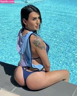 Rose Montoya / https: / queenrosemontoya / rosalynnemontoya Nude Leaked Onl...