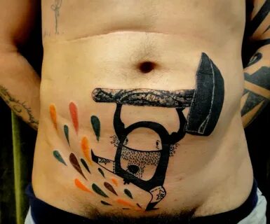 Татуировки на животе, мужские и женские тату на животе, фото