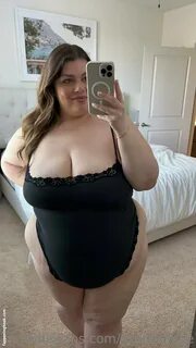 ssbbwchloe Nude OnlyFans Leaks.