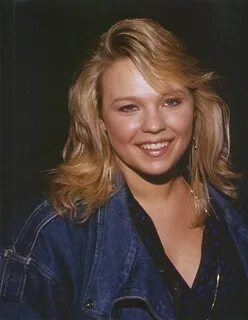 Kari Michaelson - Sitcoms Online Photo Galleries