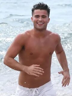 VJBrendan.com: Yes Please... Spencer Boldman In Maui