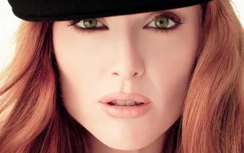 Wallpaper : Julianne Moore, green eyed, eyes, face, makeup, 