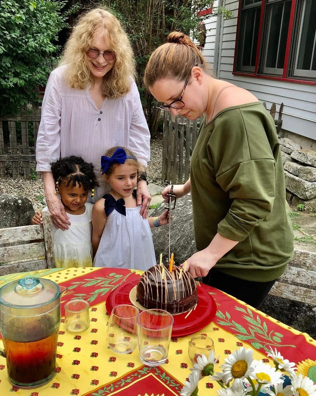 Mia Farrow в Instagram: "Happy Birthday dear Dylan!! 