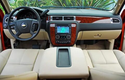 Chevrolet Avalanche interior gallery. AutoBibiki #3