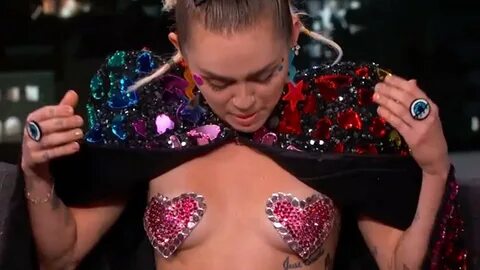 Miley Cyrus Nipples, VMA 2015 Preview - YouTube