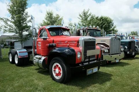 Mack-1965-B-Model-DSCF6529 - Truck News