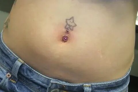 Attractive Belly Stars Tattoo For Passionate Women