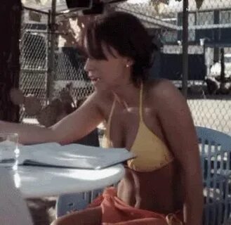 Jennifer love hewitt GIF - Find on GIFER