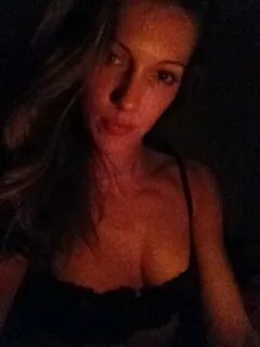 The Fappening #7 : Katie Cassidy . Enjoy !!!! - Steemit