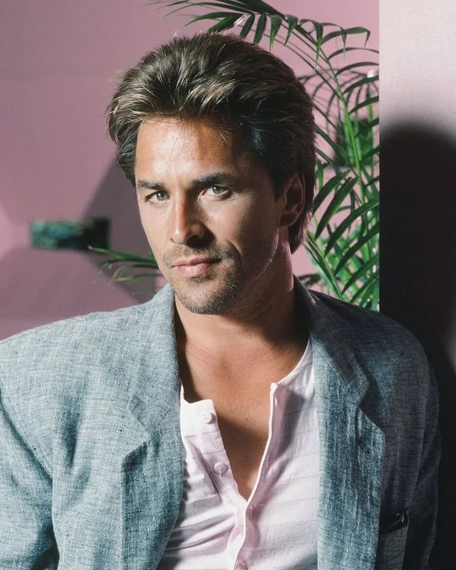 Tell me in the comments 👇 🏻 #miamivice #sonnycrockett #donjohnson... 