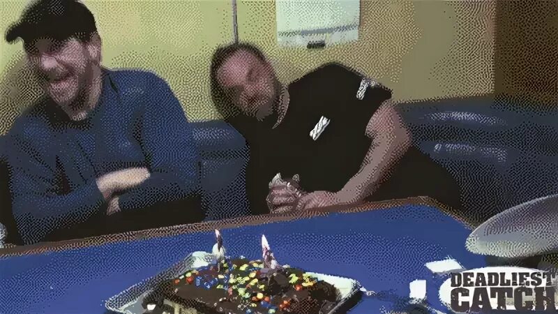 Гифка день рождения прикольно торт с днем рождения гиф карти