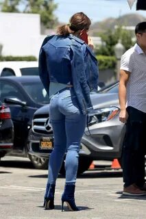 Katharine McPhee Wears 7 For All Mankind Jeans - The Jeans B