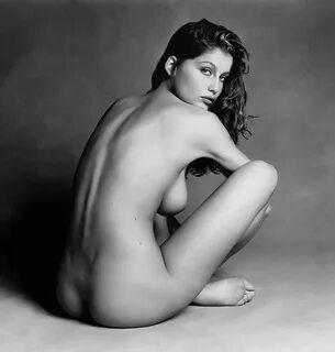 iconic nude: эротическая фотография: liveracing - ЖЖ