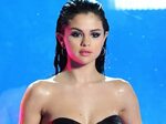Selena Gomez shares photo of herself and Justin Bieber as th