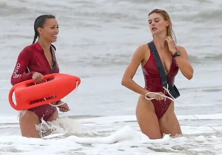 KELLY ROHRBACH on the Set of 'Baywatch' 03/29/2016 - HawtCel