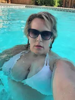 Ursula Tv Twitter'da: "Pool videos coming to get your mind o
