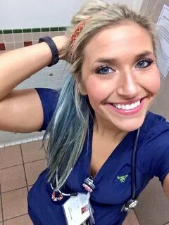 Katie Cody on Twitter: "#workselfie #breaktime #boredatwork 