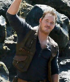 Chris Pratt Jurassic World Fallen Kingdom Owen Grady Biker L