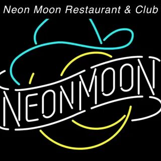 Neon Moon Restaurant and Club - 2 tavsiye'da fotoğraflar