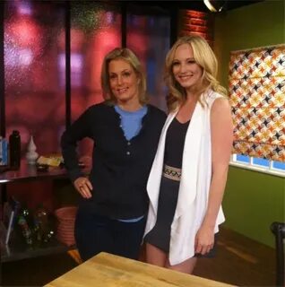 Candice in the Yahoo studios for "Daily Shot with Ali Wentwo