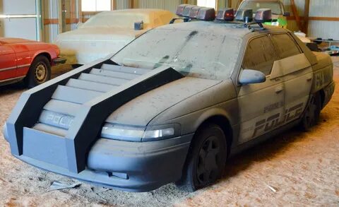 Robo Wannabe: 1992 Ford Taurus SHO Barn Finds Ford taurus sh