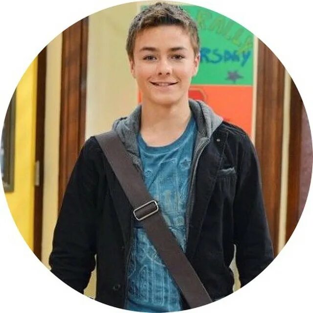 Peyton Meyer в Instagram: "Yum 👅" .