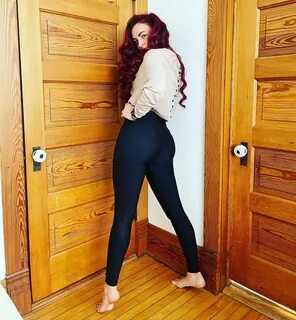 Maria Kanellis Feet (2 photos) - feet.wiki