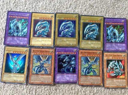 Yugioh random lot of 10 cards read description for info and 