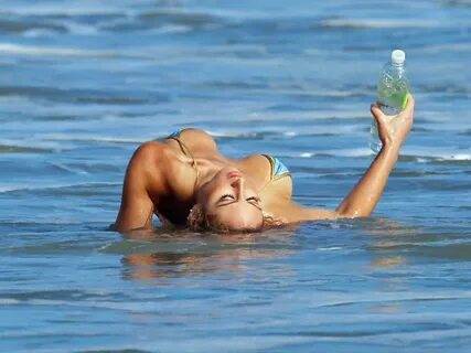 Jessica-Melody-138-Water-Bikini-Photoshoot-1 ⋆ CELEBRITY BIK