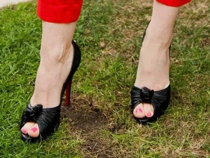 Franka Potente Feet (21 photos) - celebrity-feet.com
