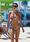 Maria Hering: Seen in a colorful bikini in Miami Beach-03 Go