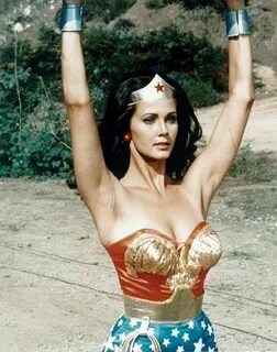 Interesting Green: TV's Wonder Woman, Lynda Carter, gets sta