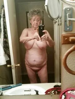 Granny Sex Selfies - Porn photos. The most explicit sex phot