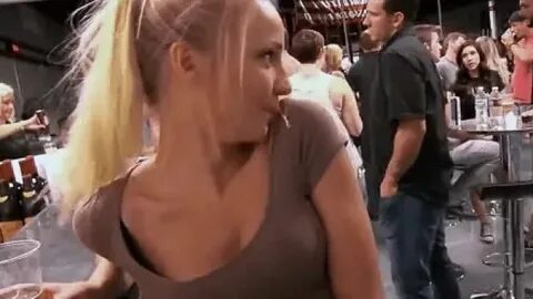 GIF At a Bar - Porn Gif with source - GIFSAUCE
